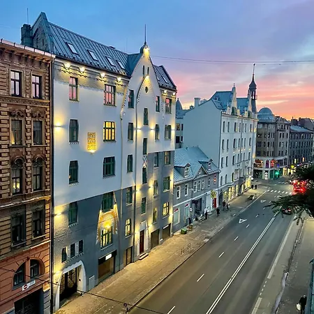 & Functional 아파트 *